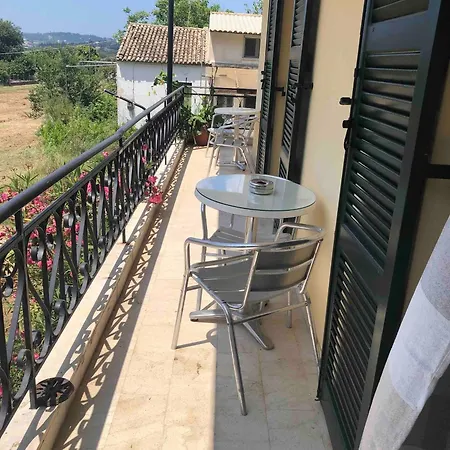 Apartment 2 Bedroom Spacious Garden Kanoni (Corfu)