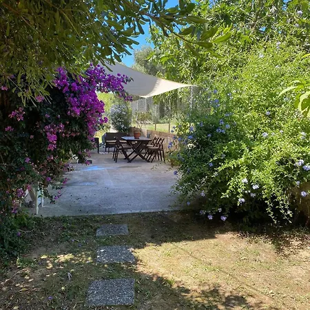 2 Bedroom Spacious Garden Apartment Kanoni (Corfu)