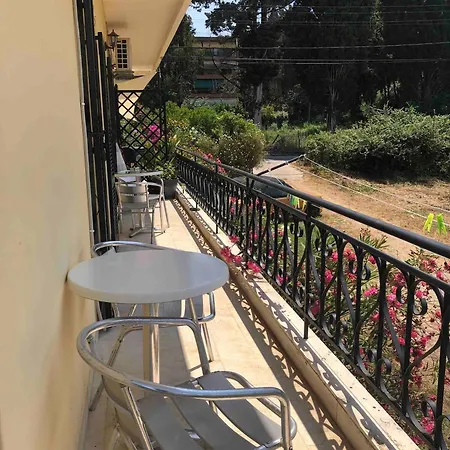 2 Bedroom Spacious Garden Κανόνι