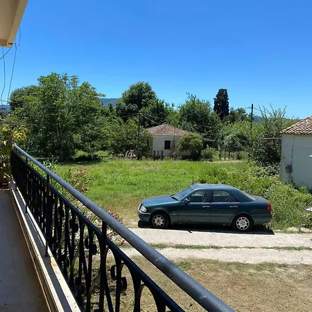 2 Bedroom Spacious Garden Διαμέρισμα Κανόνι