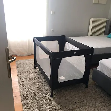 2 Bedroom Spacious Garden *