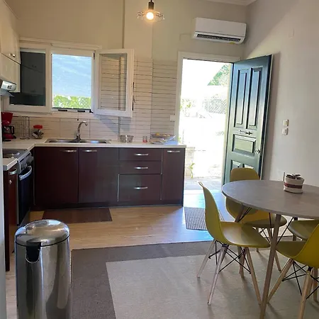 2 Bedroom Spacious Garden