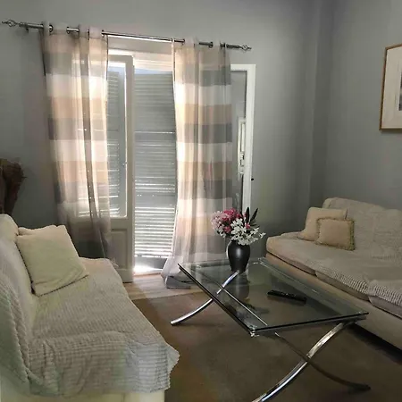 Διαμέρισμα 2 Bedroom Spacious Garden